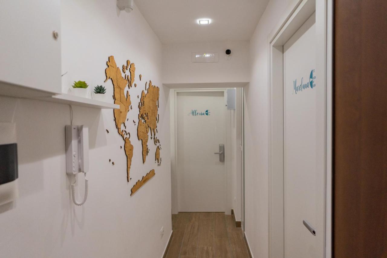 Yes I Know My Room - Storico ナポリ エクステリア 写真